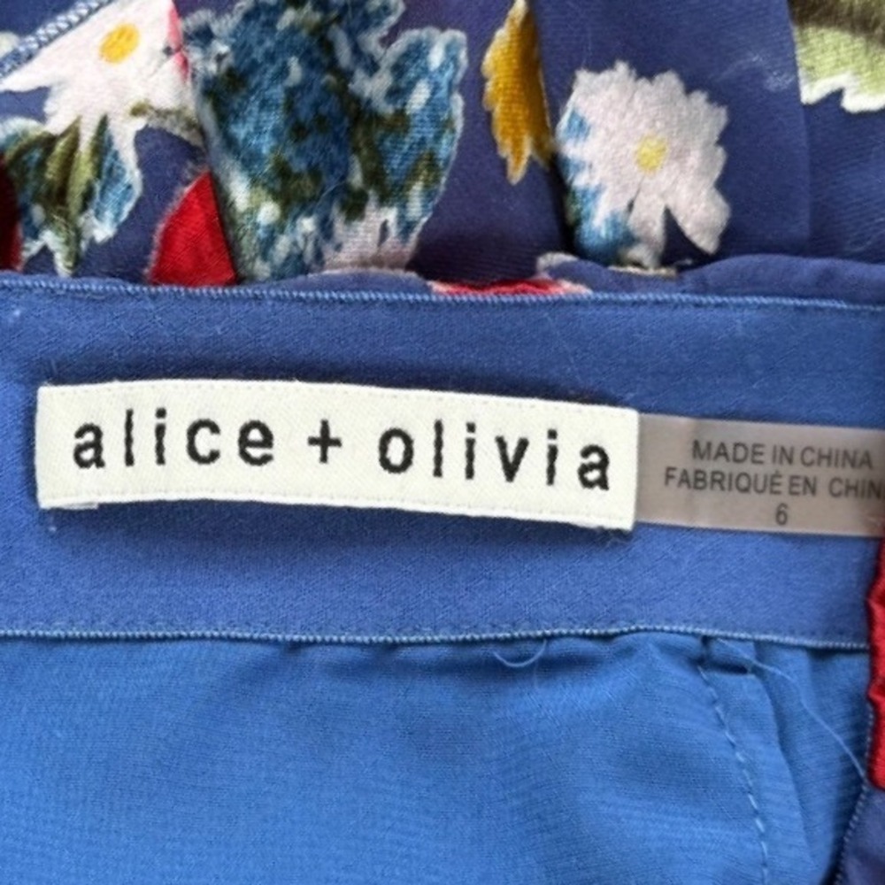 ALICE + OLIVIA Alice Mariel Asymmetrical Ruffle Skirt Tiered Floral Navy, Size 6 - Picture 6 of 8